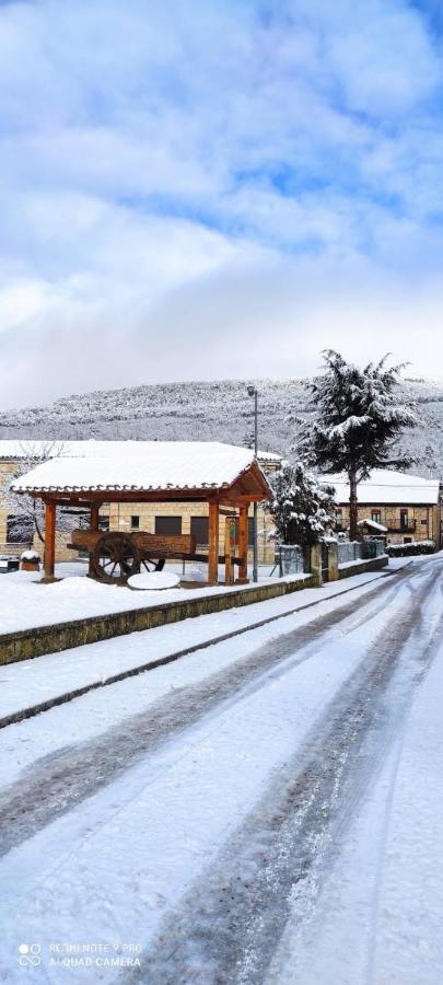 Hostal Rio Duero Molinos de Duero Exterior foto